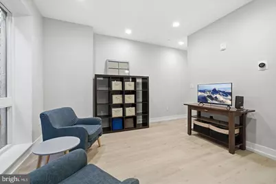 1016 17th Place NE #7, Washington, DC 20002 - Photo 7
