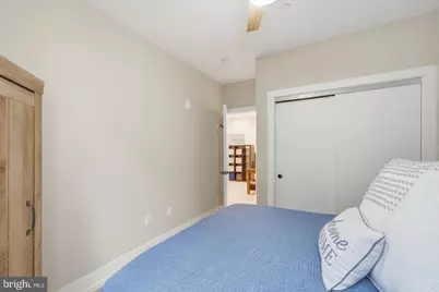 1016 17th Place NE #7, Washington, DC 20002 - Photo 13