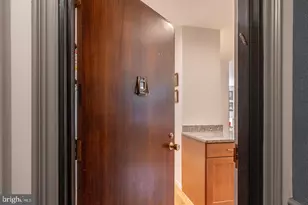 2475 Virginia Ave NW, Washington, DC 20037 - Photo 7
