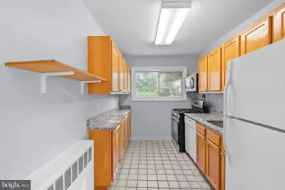 1390 Bryant Street NE #201, Washington, DC 20018 - Photo 5