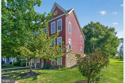 4861 F Street SE SE, Washington, DC 20019 - Photo 1