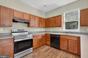 4861 F Street SE SE, Washington, DC 20019 - Photo 7