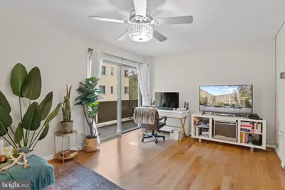 4600 Connecticut Avenue NW #728, Washington, DC 20008 - Photo 5