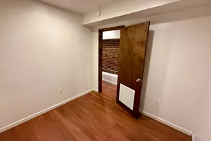 2711 11th St NW, Washington, DC 20001 - Photo 9
