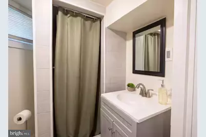 811 W Virginia Avenue NE, Washington, DC 20002 - Photo 7