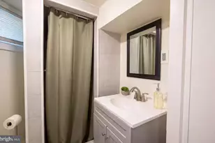 811 West Virginia Ave NE, Washington, DC 20002 - Photo 7