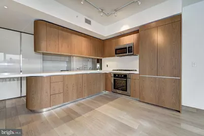 920 I Street NW #1106, Washington, DC 20001 - Photo 7
