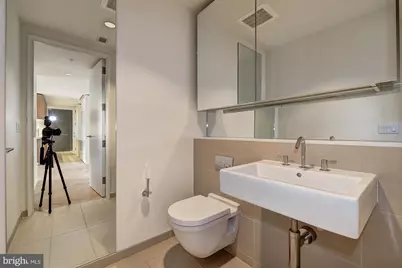 920 I Street NW #1106, Washington, DC 20001 - Photo 9