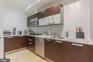 1466 Harvard St NW, Washington, DC 20009 - Photo 9