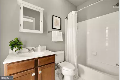 914 4th Street SE, Washington, DC 20003 - Photo 25