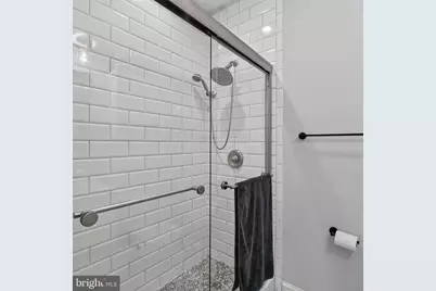 724 Harvard Street NW, Washington, DC 20001 - Photo 15