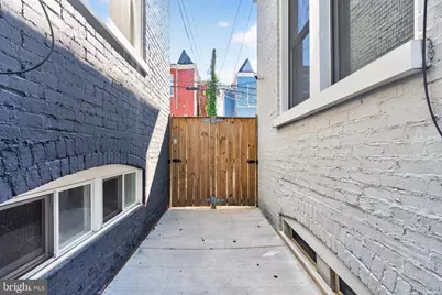 724 Harvard Street NW, Washington, DC 20001 - Photo 25