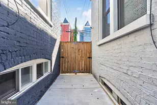 724 Harvard St NW, Washington, DC 20001 - Photo 25