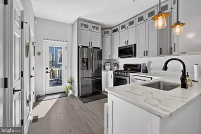 724 Harvard Street NW, Washington, DC 20001 - Photo 7