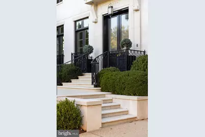 2109 Dunmore Lane NW, Washington, DC 20007 - Photo 3
