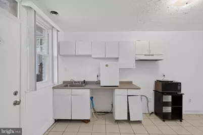 1253 Carrollsburg Place SW, Washington, DC 20024 - Photo 3