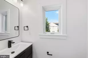 1004 50th Pl NE, Washington, DC 20019 - Photo 25