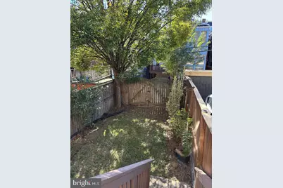 1420 Swann Street NW, Washington, DC 20009 - Photo 17