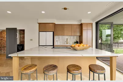 932 14th Street SE, Washington, DC 20003 - Photo 11
