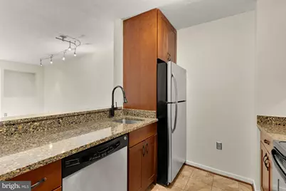 2320 Wisconsin Avenue NW #310, Washington, DC 20007 - Photo 11