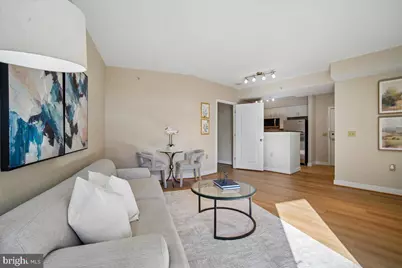 555 Massachusetts Avenue NW #801, Washington, DC 20001 - Photo 5
