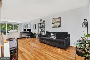 803 Delaware Ave SW, Washington, DC 20024 - Photo 15