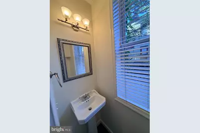 757 Girard Street NW, Washington, DC 20001 - Photo 7