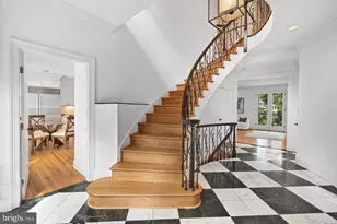 4711 Foxhall Cres NW, Washington, DC 20007 - Photo 13