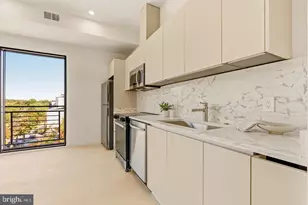 2117 M St NE, Washington, DC 20002 - Photo 17