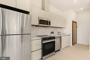 2117 M St NE, Washington, DC 20002 - Photo 15