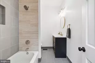 1428 Swann St NW, Washington, DC 20009 - Photo 27