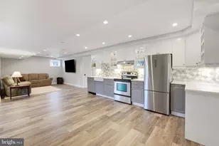 5128 Linnean Terrace NW, Washington, DC 20008 - Photo 37
