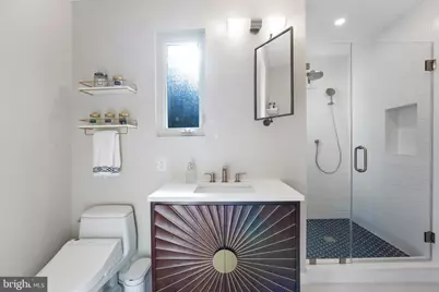 5128 Linnean Terrace NW, Washington, DC 20008 - Photo 27