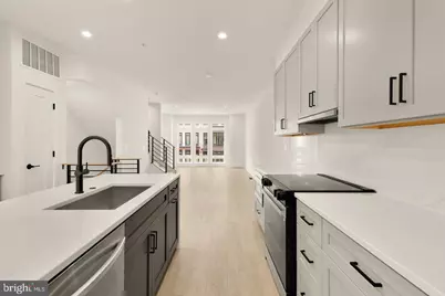 2615 Olmsted Court NW, Washington, DC 20001 - Photo 9