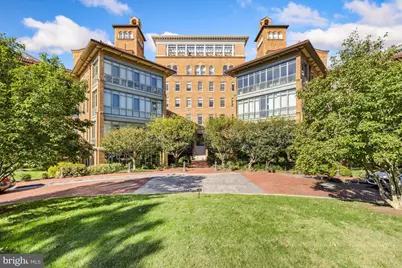 2425 L Street NW #115, Washington, DC 20037 - Photo 1