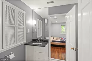 5152 Manning Pl NW, Washington, DC 20016 - Photo 31