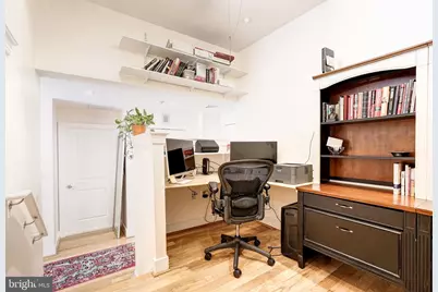2425 L Street NW #319, Washington, DC 20037 - Photo 5