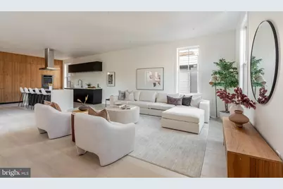 329 8th Street NE, Washington, DC 20002 - Photo 15