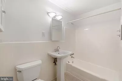 5112 Macarthur Boulevard NW #108, Washington, DC 20016 - Photo 9