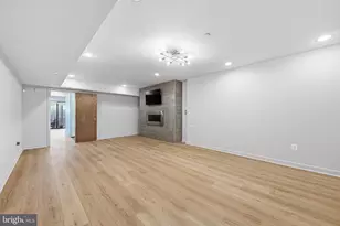 1341 Irving St NW, Washington, DC 20010 - Photo 9