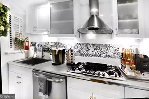 1016 22nd St NW, Washington, DC 20037 - Photo 57