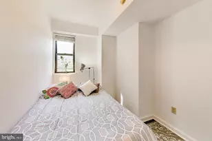 1 Scott Cir NW, Washington, DC 20036 - Photo 11