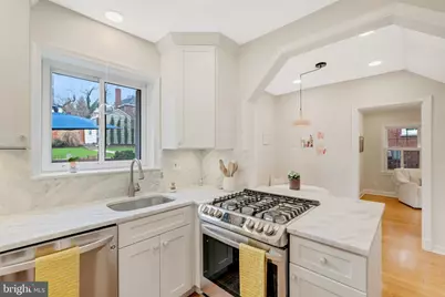 5464 30th Place NW, Washington, DC 20015 - Photo 7