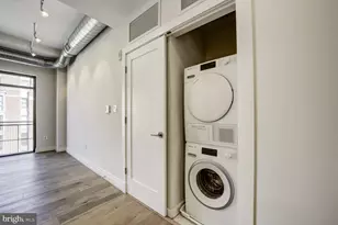 301 H St NE, Washington, DC 20002 - Photo 9