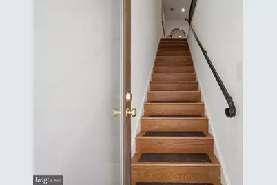 1124 25th Street NW #203, Washington, DC 20037 - Photo 3