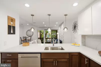 1124 25th Street NW #203, Washington, DC 20037 - Photo 13