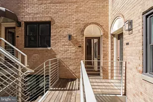 1124 25th St NW, Washington, DC 20037 - Photo 35