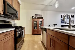 1425 11th St NW, Washington, DC 20001 - Photo 9