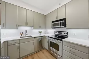 910 M Street NW, Washington, DC 20001 - Photo 9