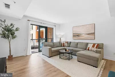 910 M Street NW #329, Washington, DC 20001 - Photo 5